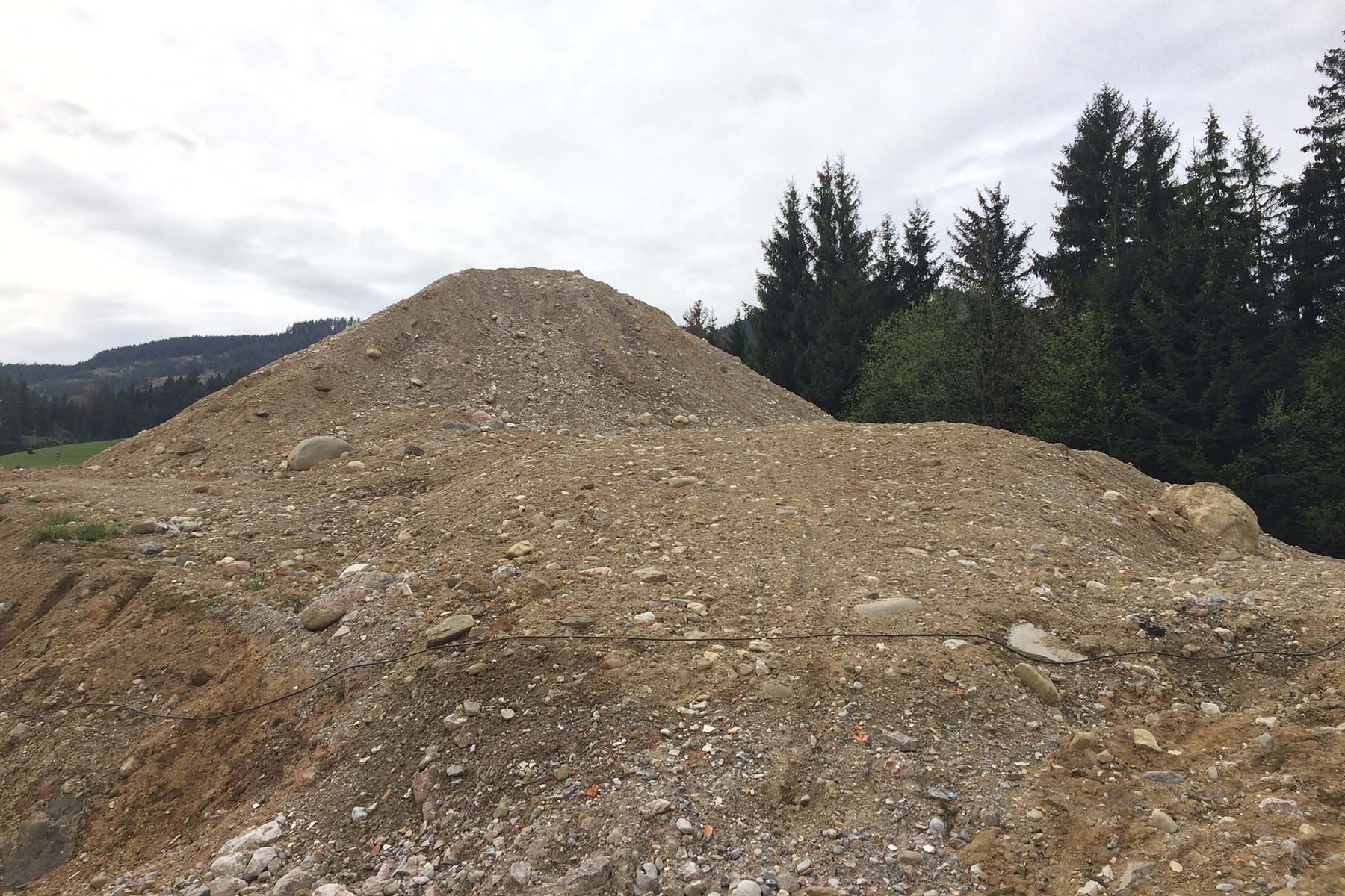 Verwerterbetrieb für Bauschutt Voglen